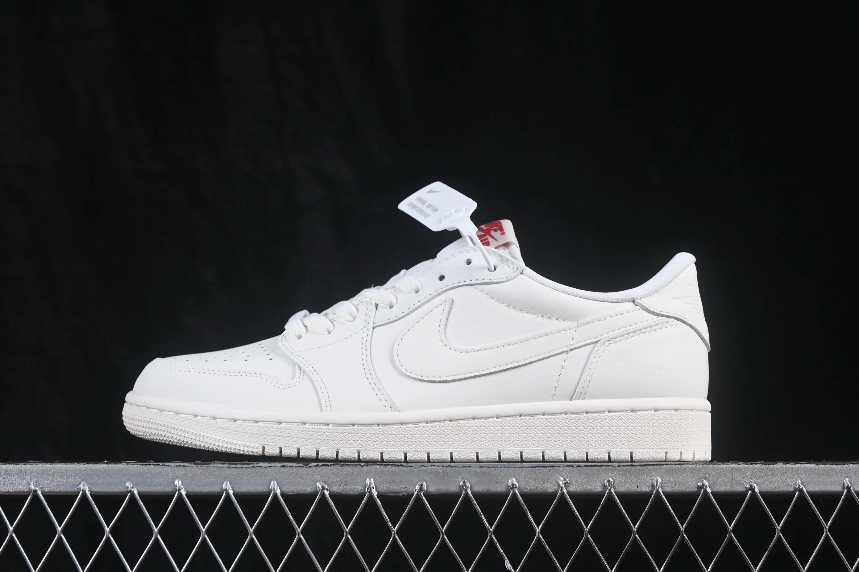 All categories Air Jordan Jordan series basketball shoes Air Jordan 1 Low Air Jordan 1 Retro Low OG "Sail and University Red" AJ1 Joe 1 rice white low-top retro culture basketball shoes HQ6998-100